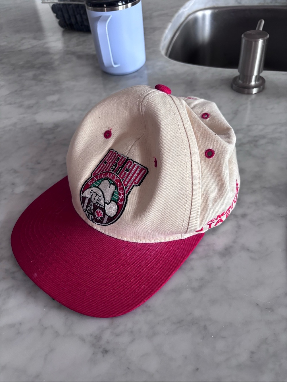 Official 1993 CFL Grey Cup - Vintage Two-Tone Pink and Cream Baseball Cap